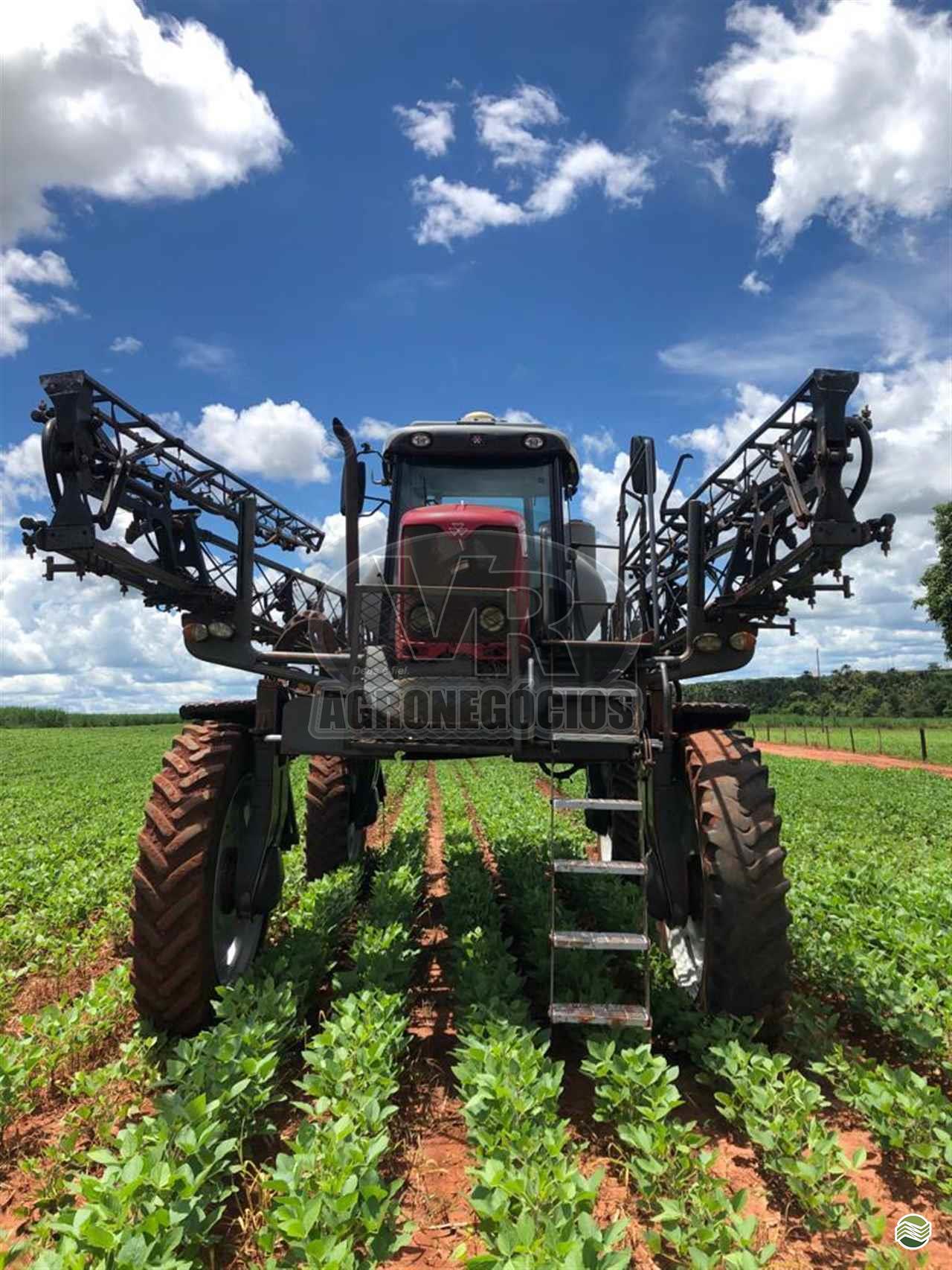 PULVERIZADOR MASSEY FERGUSON MF 9030 Tração 4x4 VR Agronegócios ARAXA MINAS GERAIS MG